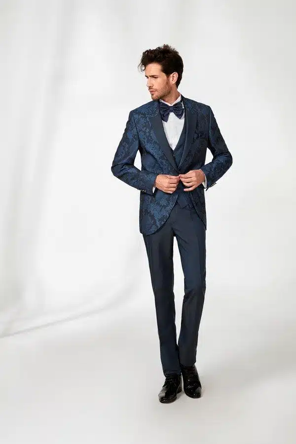 DivinityFashionGroup_Atelier_-159111_1