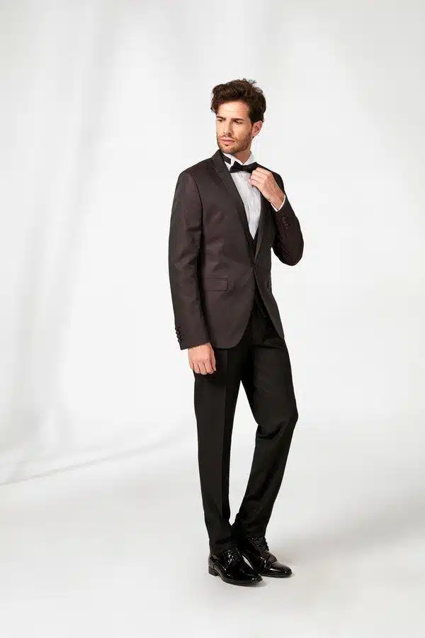 DivinityFashionGroup_Atelier_-159394_1