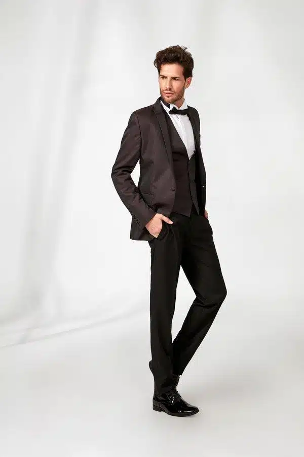 DivinityFashionGroup_Atelier_-159418_1