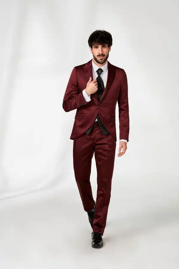 DivinityFashionGroup_Atelier_-159520_1