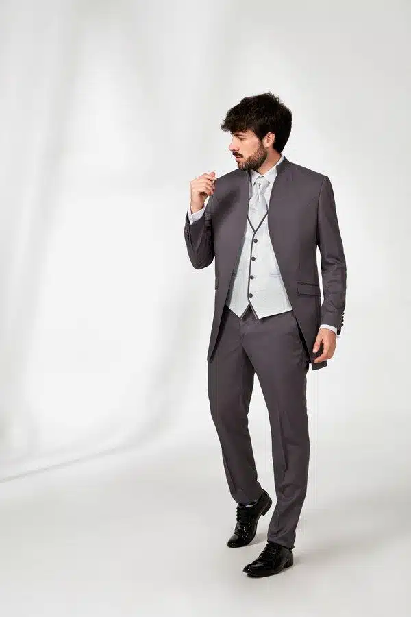 DivinityFashionGroup_Atelier_-159709_1