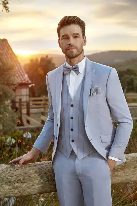Traje de Novio Azul
