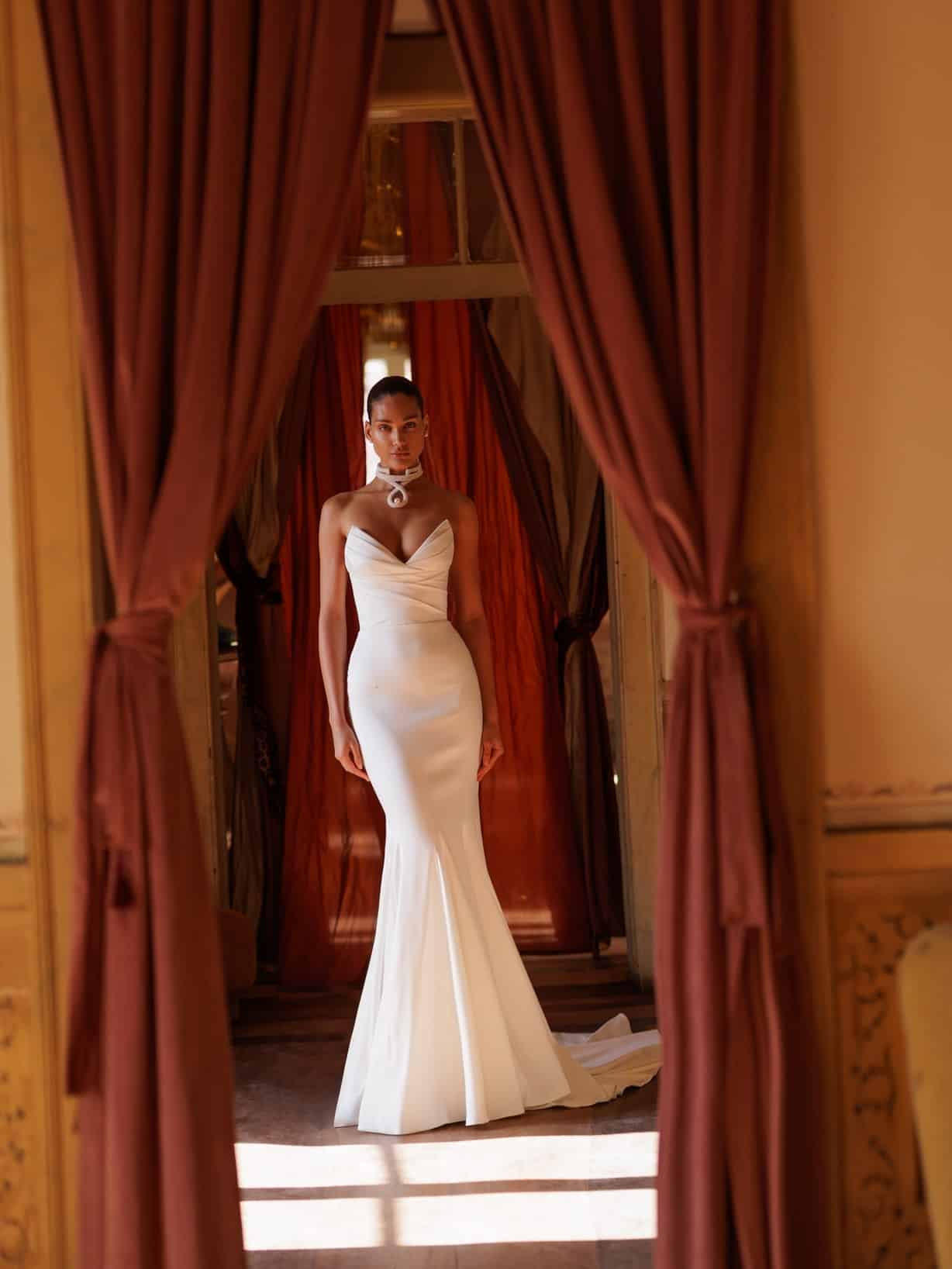 wona_white_bridal_alchemy_bronze