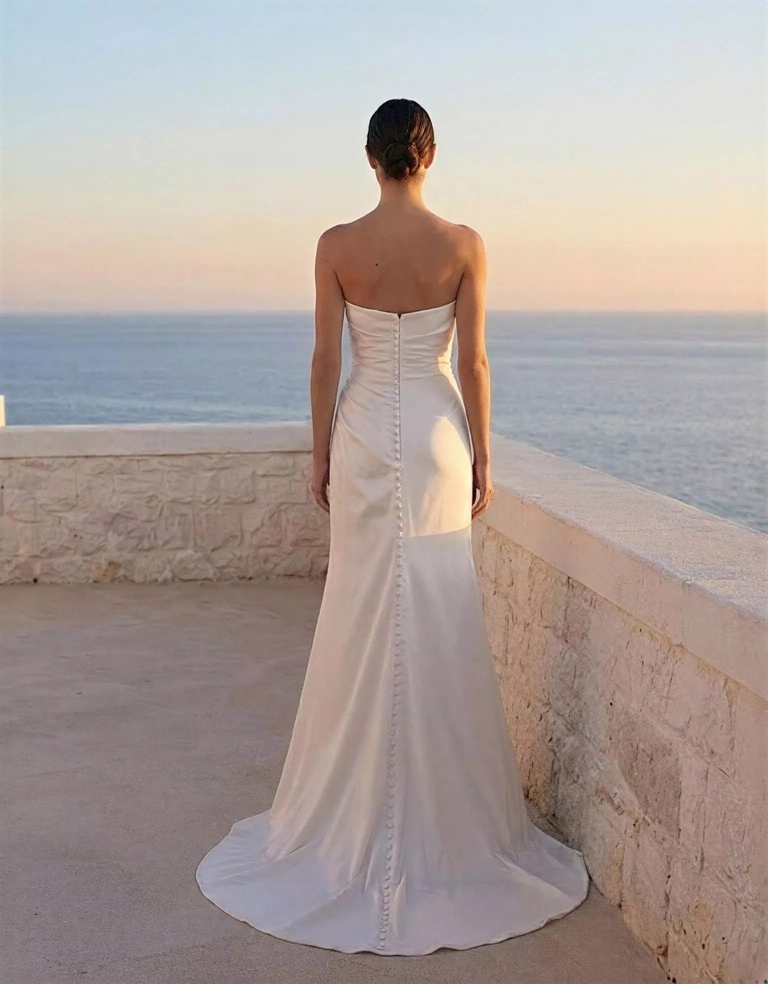 vestido-novia-atelie-atelierboheme-satén-escoterecto-espaldarecta-atelierdebodas