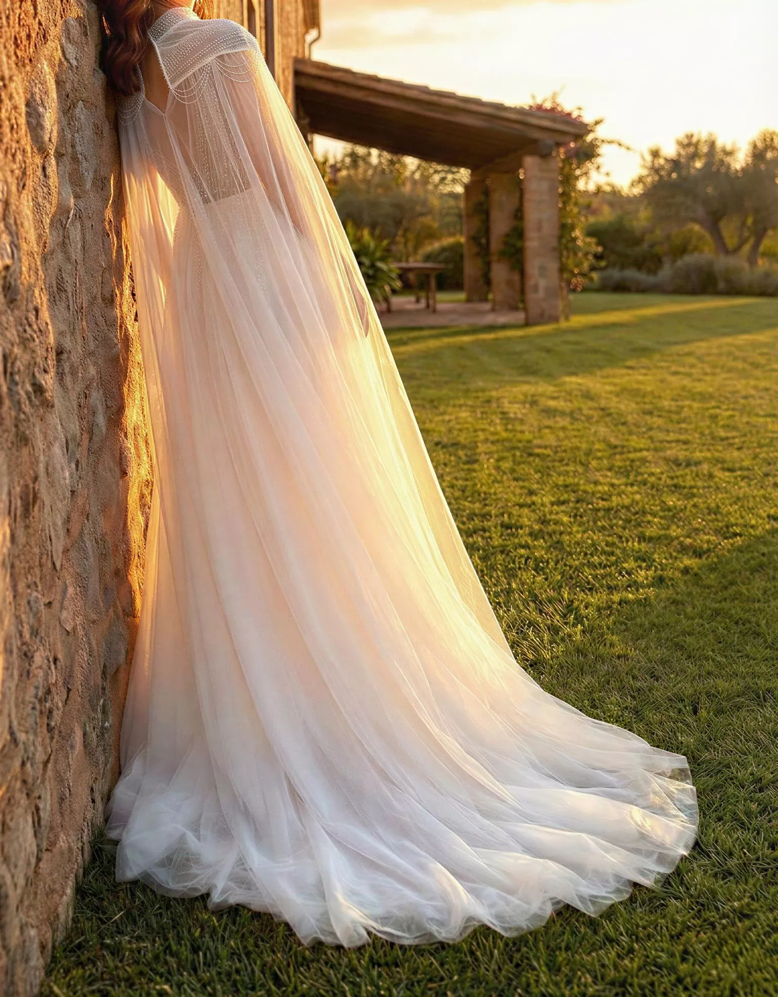 Vestido-de-novia-capa-Bugambilia-Atelier-Boheme (2)