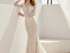 vestido-novia-enebro-ateliercouture-encaje-escotev-espaldacerrada-atelierdebodas