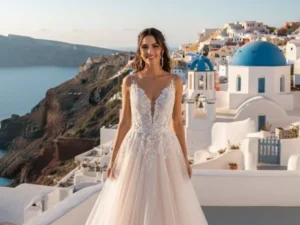 vestido-novia-melbourne-ateliercouture-encaje-escotev-espaldav-atelierdebodas