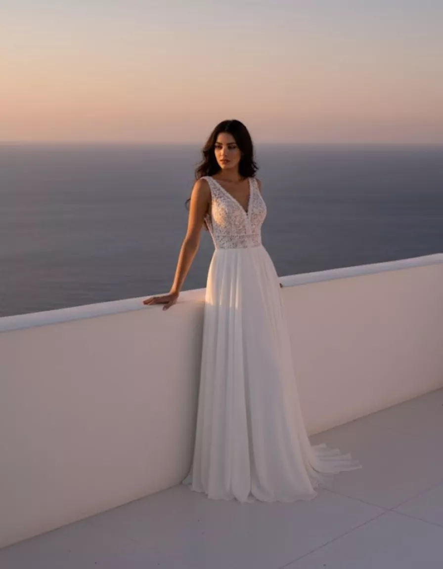 vestido-novia-peggy-atelierboheme-encaje-escotev-espaldav-atelierdebodas