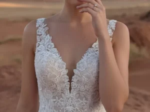 vestido-novia-portia-ateliercouture-encaje-escotev-espaldav-atelierdebodas