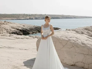 vestido-novia-talise-atelierromance-encaje-escotecerrado-espaldaenu-atelierdebodas