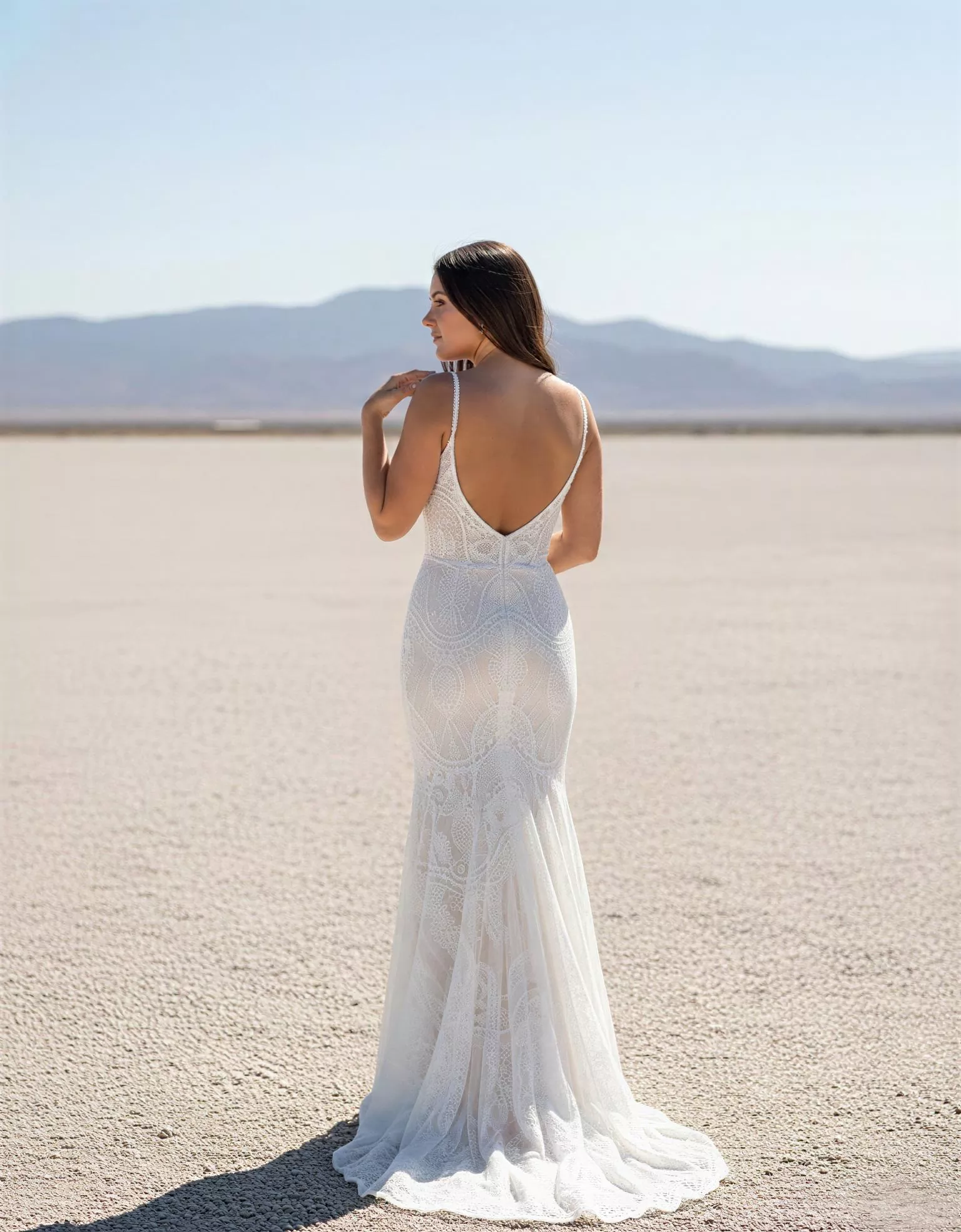 vestido-novia-inga-atelierboheme-encaje-escoteenv-espaldaenv-atelierdebodas