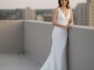 vestido-novia-berlin-ateliercouture-satén-escoteenv-espaldacerrada-atelierdebodas