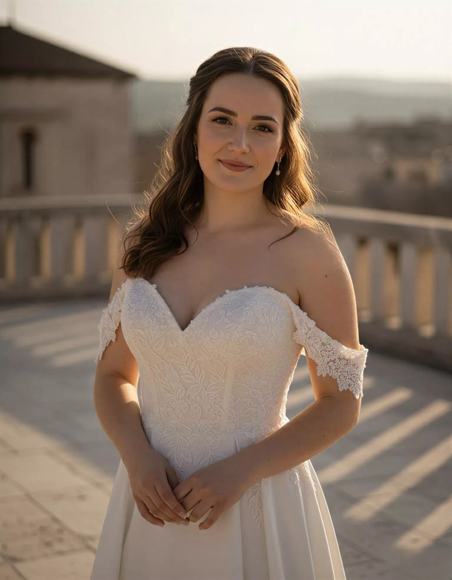 vestido-novia-pilar-atelierromance-encaje-escoteenv-espaldaenv-atelierdebodas