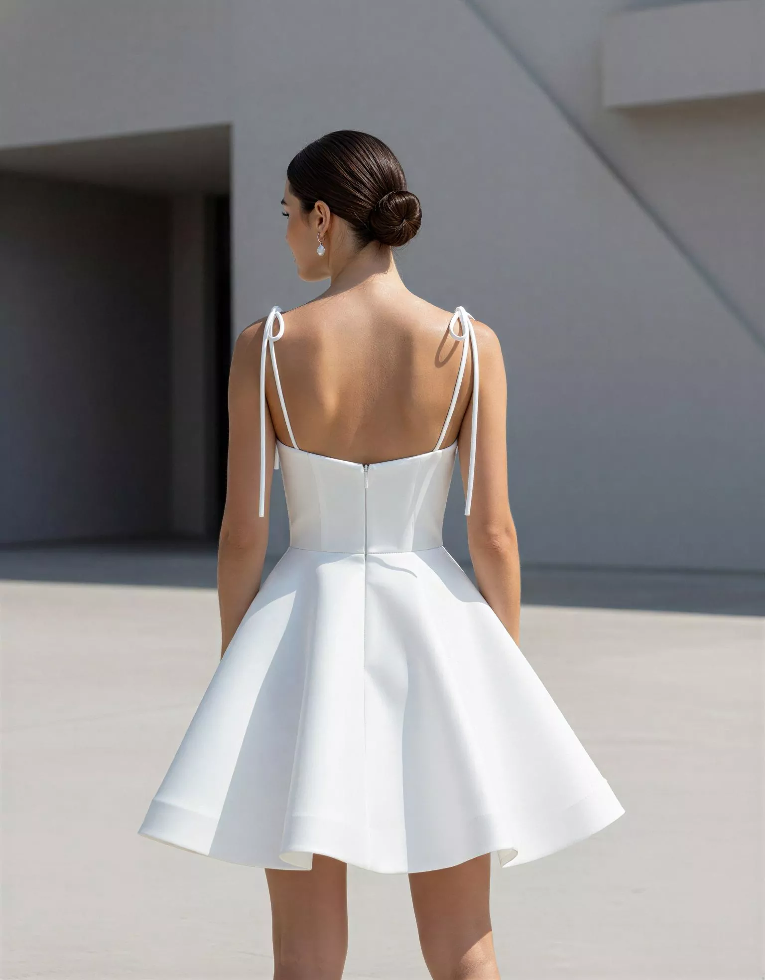 vestido-novia-ketzaly-atelieressential-crepé-escoteenv-espaldarecta-atelierdebodas