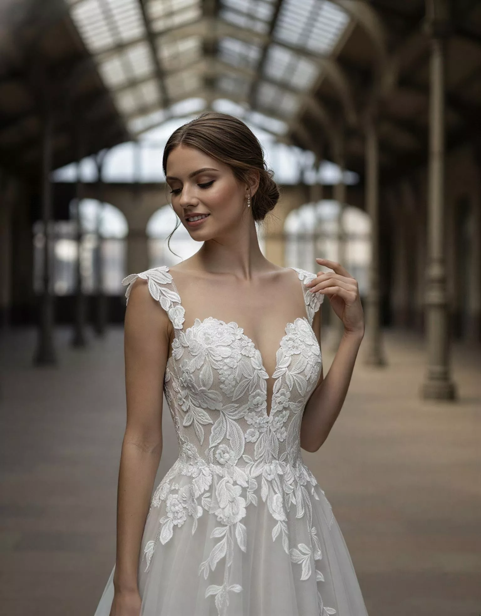 vestido-novia-primacy-atelierromance-Tul-escoteenv-espaldacerrada-atelierdebodas