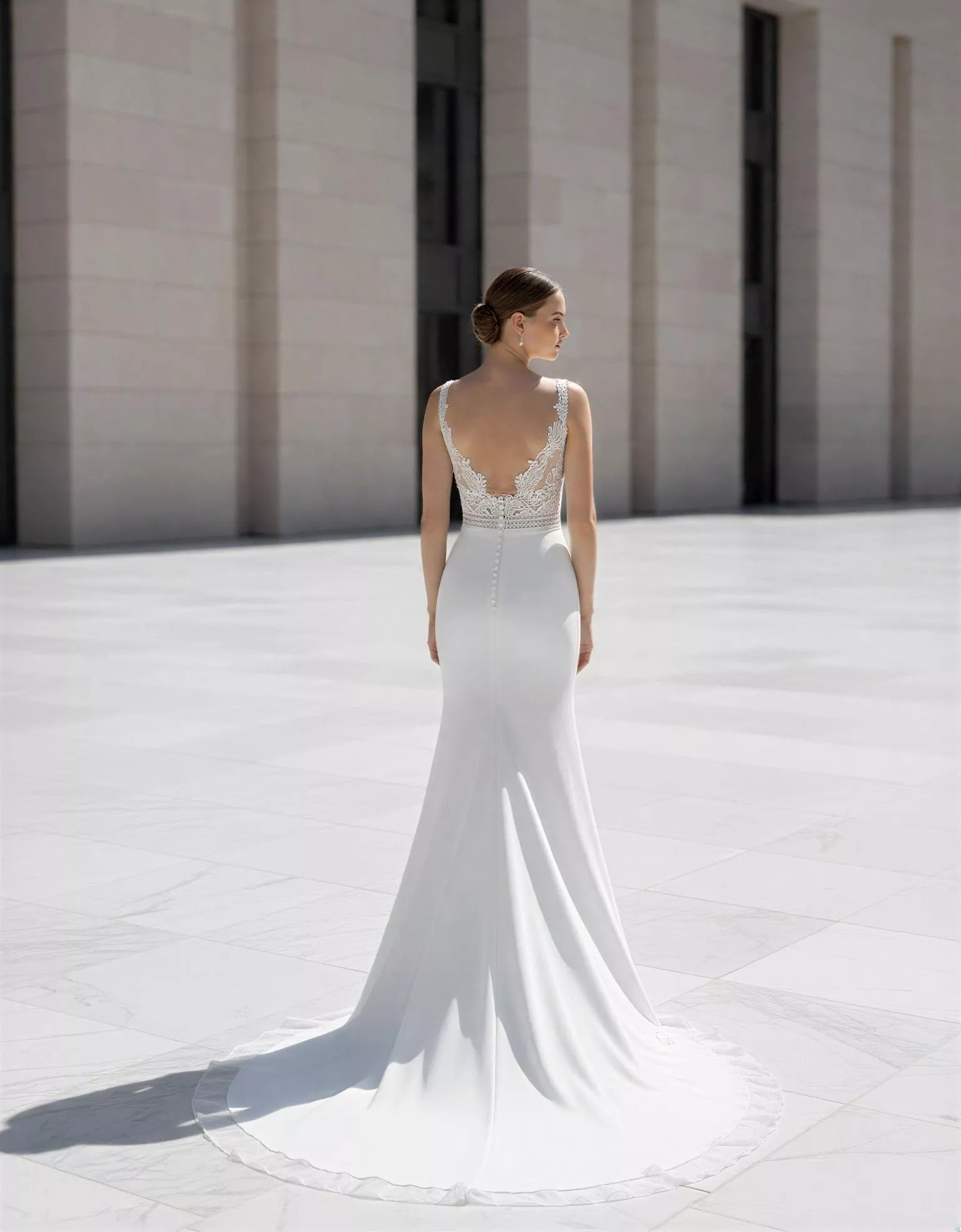 vestido-novia-cerezo-atelierboheme-encaje-escoteenv-espaldaenv-atelierdebodas