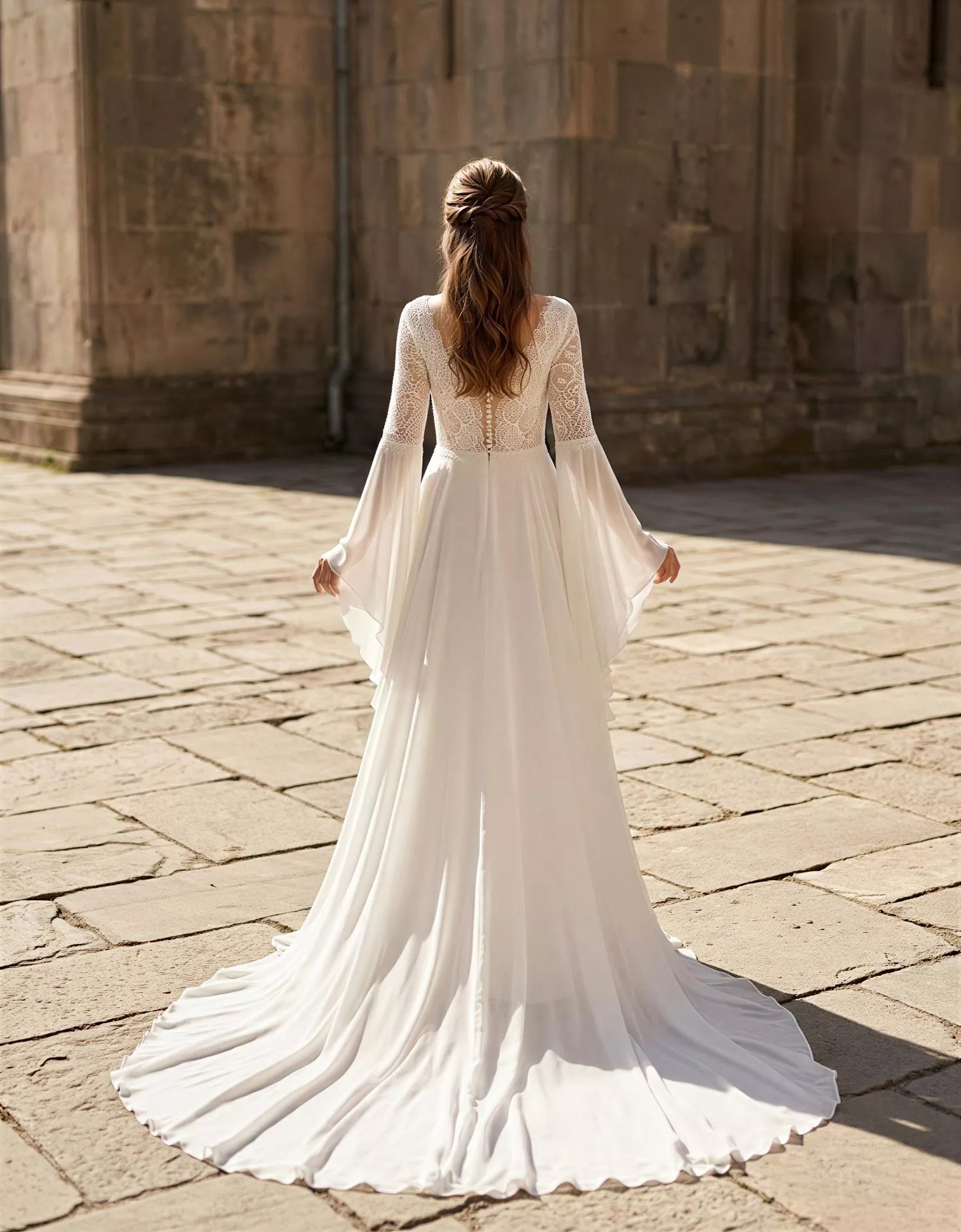 vestido-novia-julieta-atelieressential-encaje-escoteenv-espaldacerrada-atelierdebodas