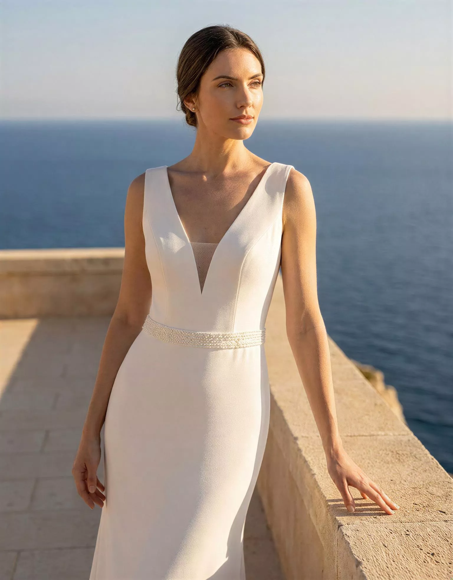 vestido-novia-hedra-atelierboheme-crepé-escoteenv-espaldaenu-atelierdebodas