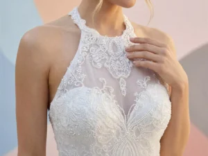 vestido-novia-olivo-atelierboheme-satén-escotecerrado-espaldaabierta-atelierdebodas