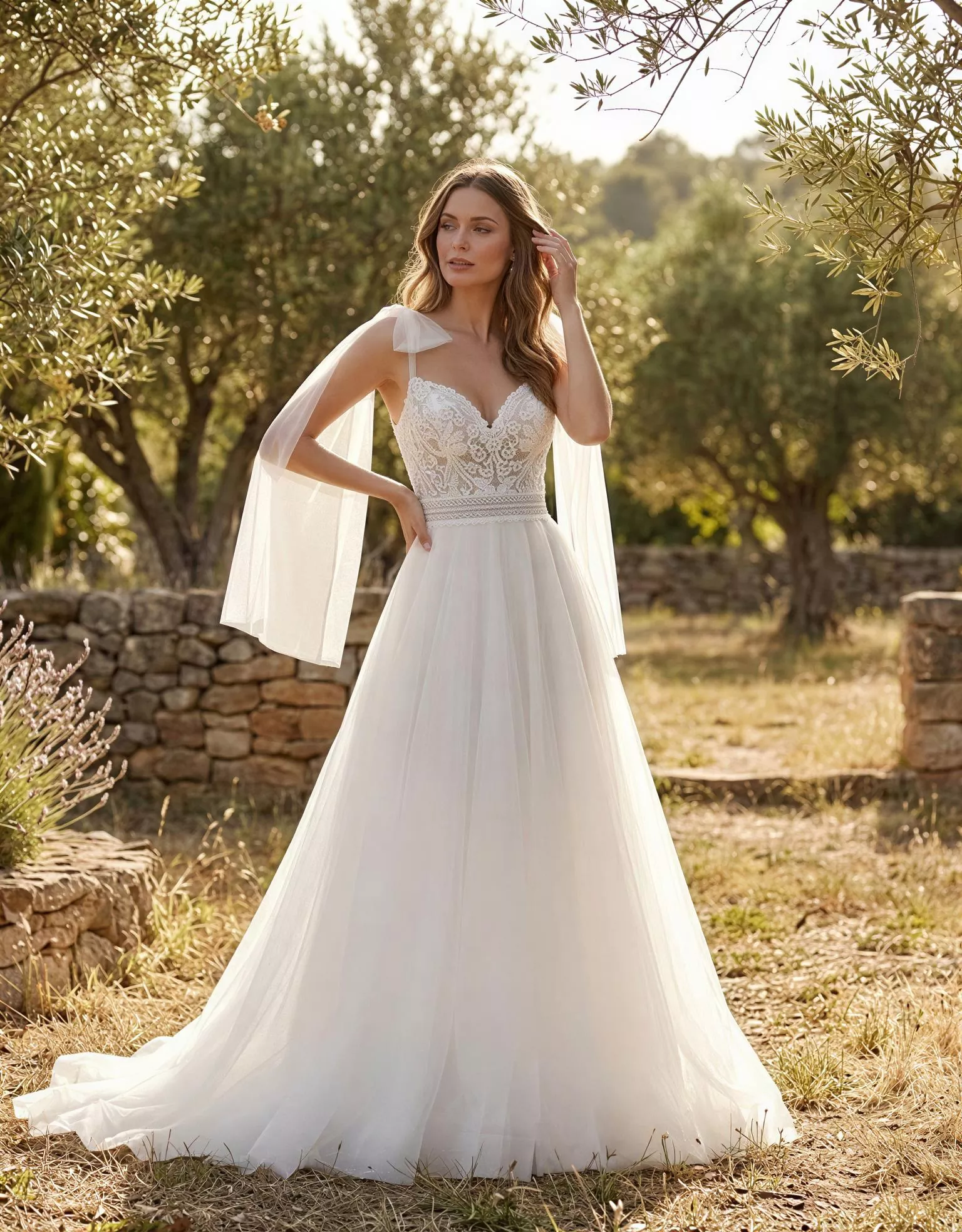 vestido-novia-baelia-atelierboheme-encaje-escotecorazón-espaldaenv-atelierdebodas