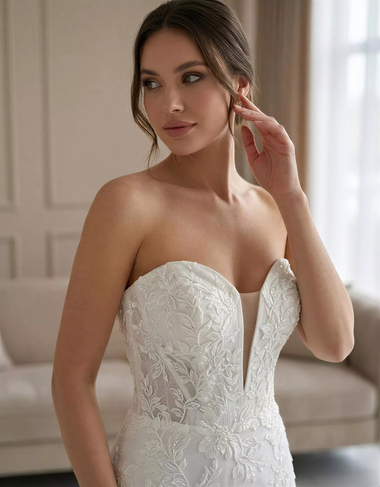 vestido-novia-juniper -atelierromance-encaje-escoteenv-espaldacorsé-atelierdebodas