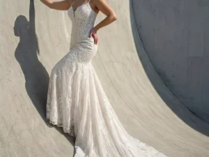 vestido-novia-begonia-ateliercouture-encaje-escoteenv-espaldarecta-atelierdebodas