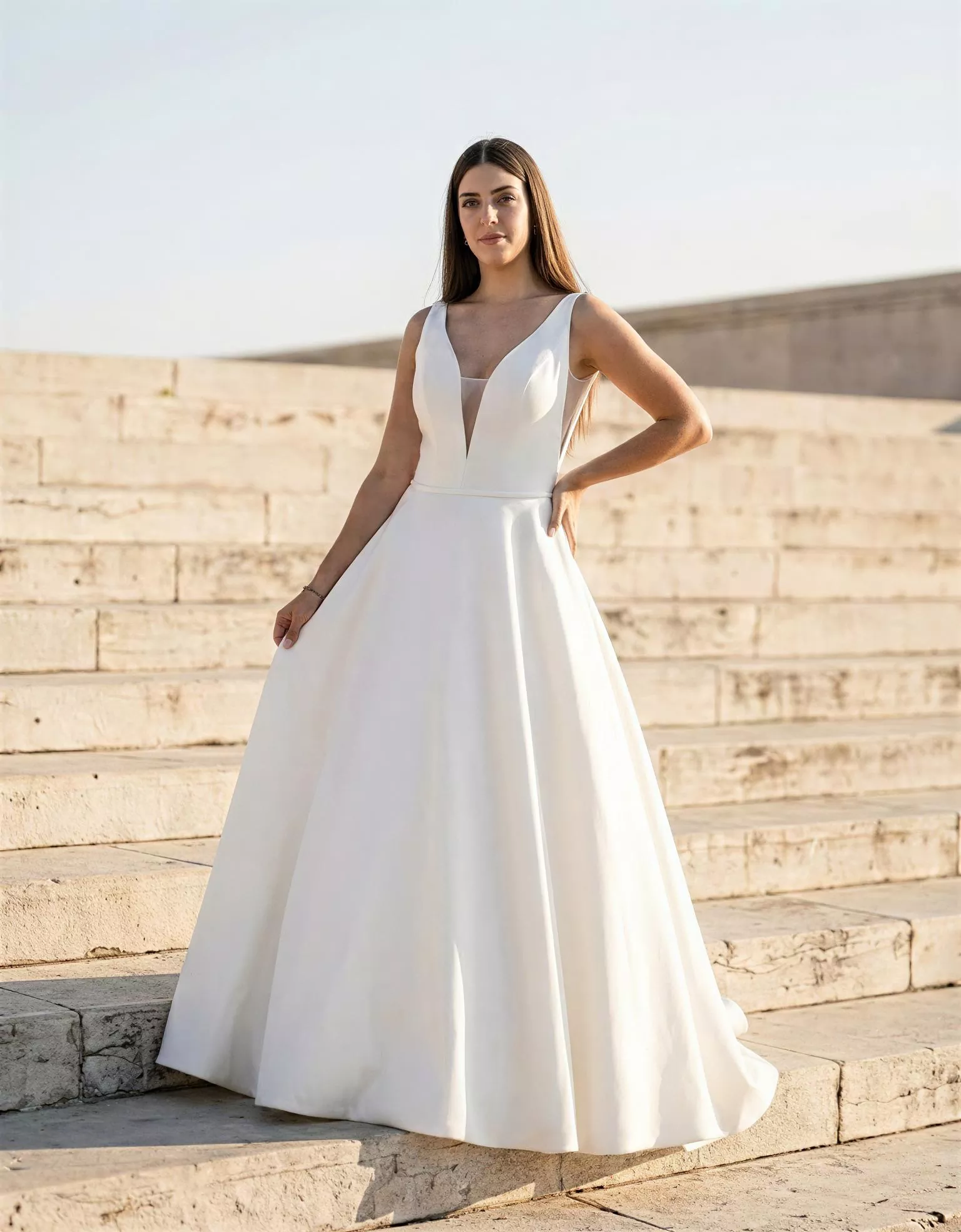 vestido-novia-aster-atelierboheme-satén-escoteenv-espaldaenv-atelierdebodas