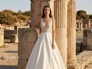 vestido-novia-azalea-atelierromance-crepé-escoteenv-espaldaenv-editorial-atelierdebodas