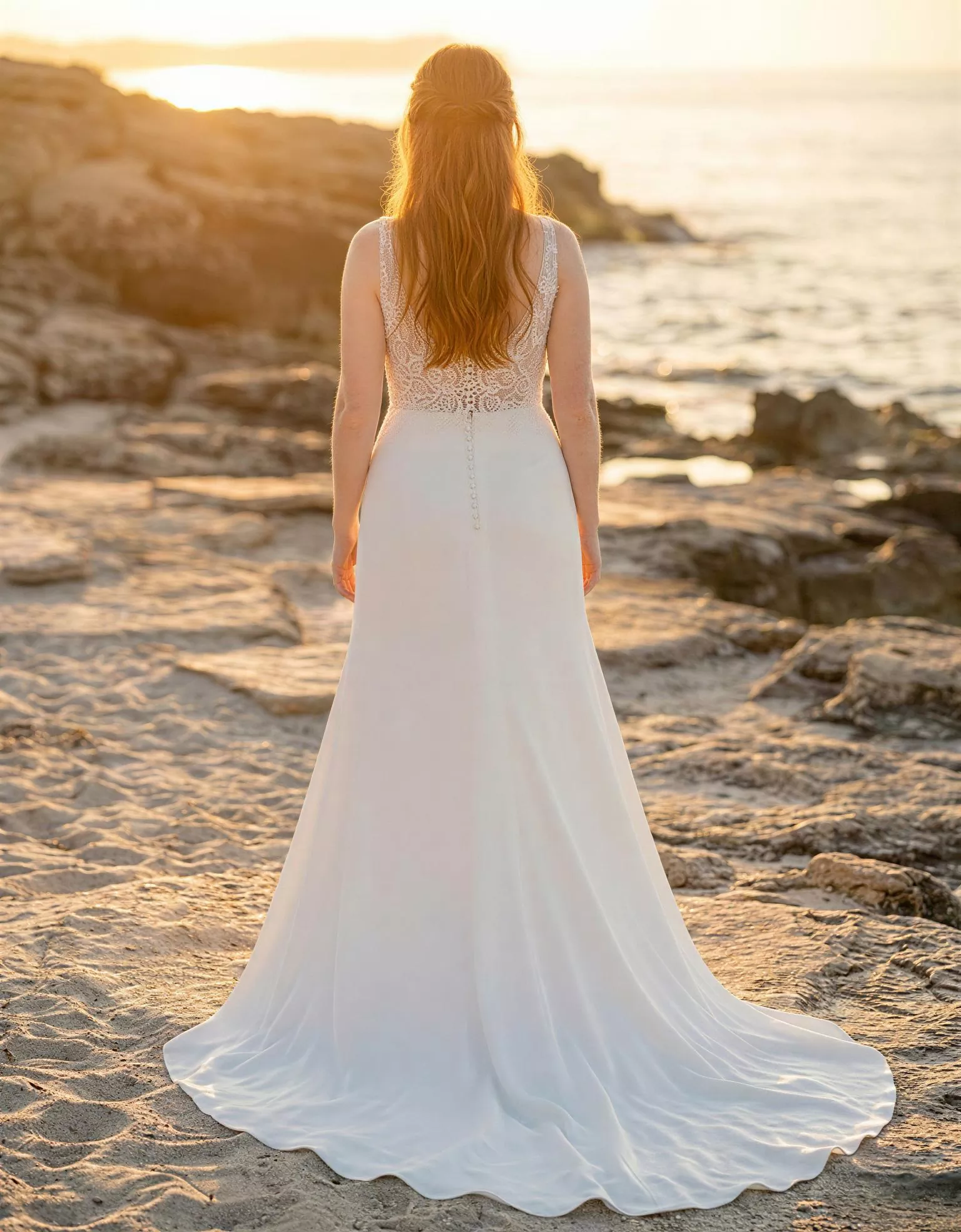 vestido-novia-estrella-atelierboheme-encaje-escoteenv-espaldaenu-atelierdebodas