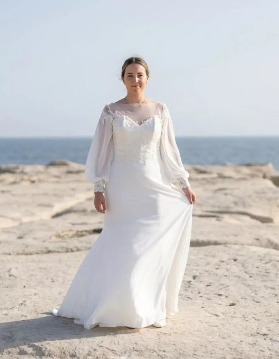 vestido-novia-eucalipto-atelierboheme-encaje-escoteenv-espaldaenv-atelierdebodas