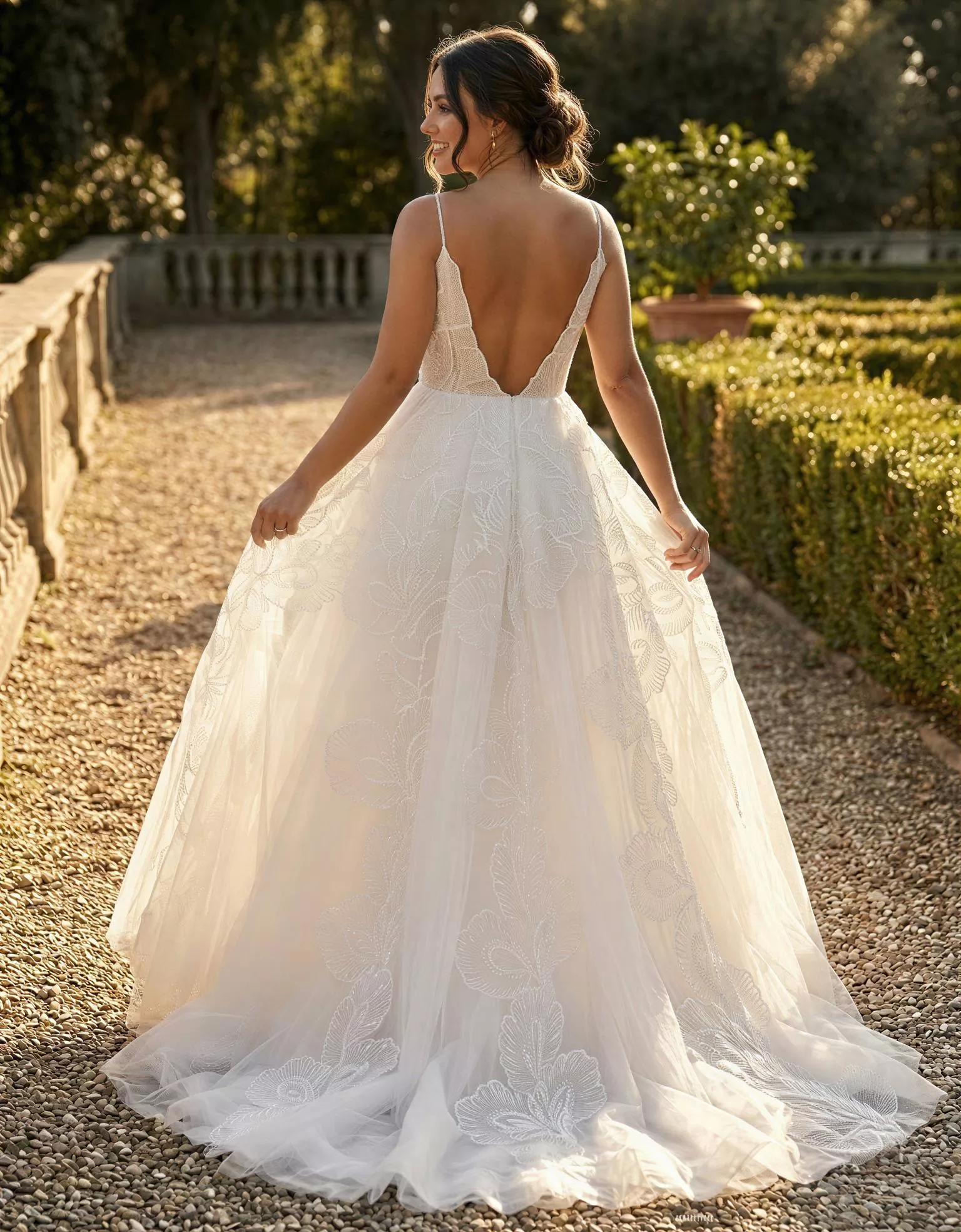 vestido-novia-lobelia-ateliercouture-encaje-escoteenv-espaldaenv-atelierdebodas