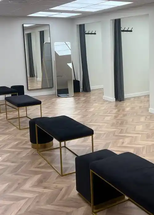 probadores-trajes-de-novio-en-malaga-amplios