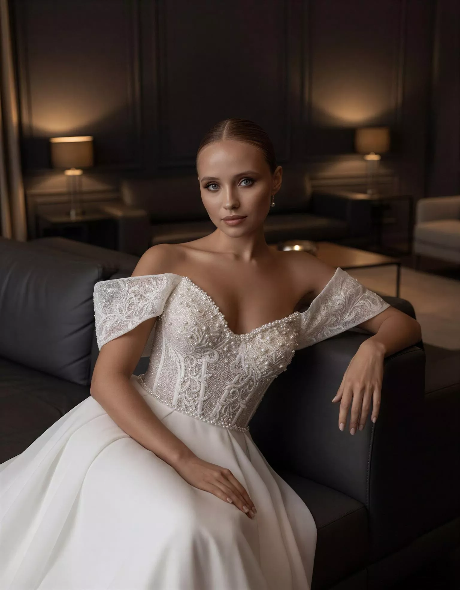 vestido-novia-bilbao-ateliercouture-gasa-escotecorazón-espaldacorsé-detalle-atelierdebodas