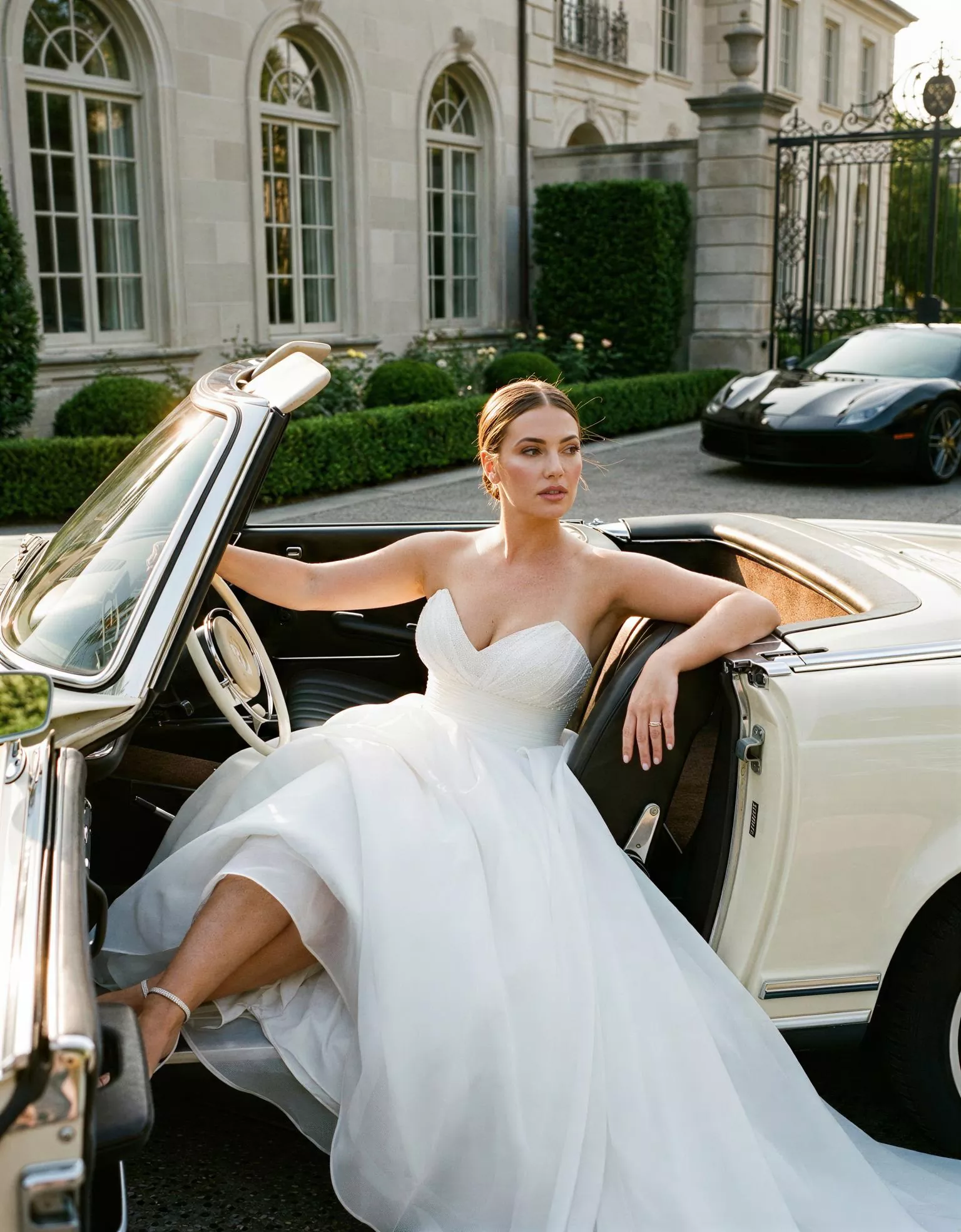 vestido-novia-buylanga-atelierromance-gasa-escotecorazón-espaldacorsé-frente-atelierdebodas