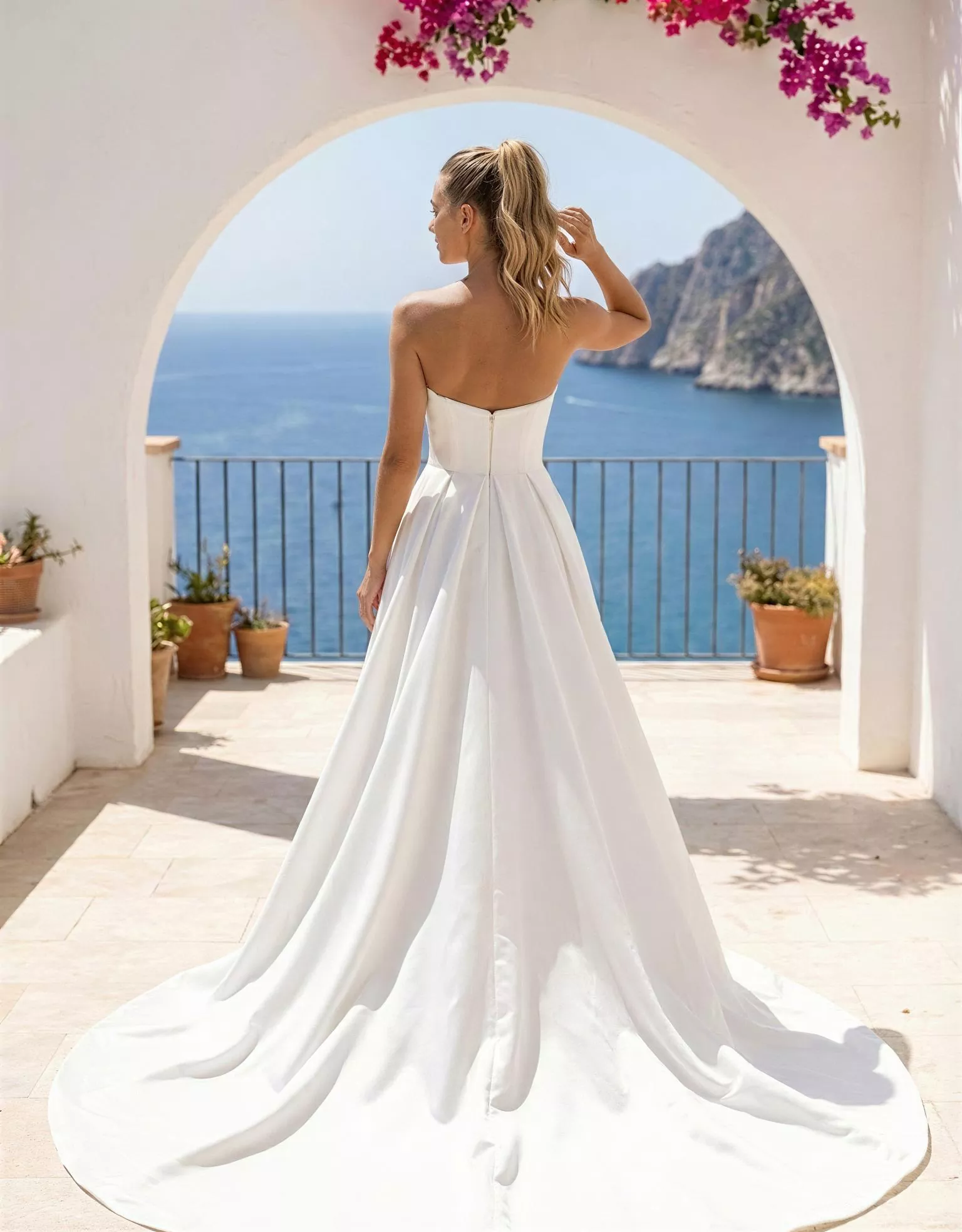 vestido-novia-dunedin-atelierboheme-encaje-escoteenv-espaldarecta-espalda-atelierdebodas