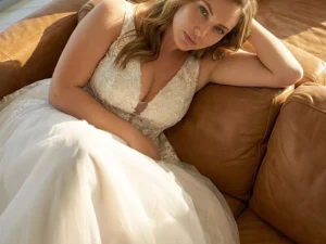 vestido-novia-harethyn-atelierboheme-encaje-escoteenv-espaldaenu-editorial-atelierdebodas