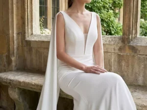 vestido-novia-hyderabat-atelierboheme-crapé-escoteenv-espaldaabiertaenu-editorial-atelierdebodas