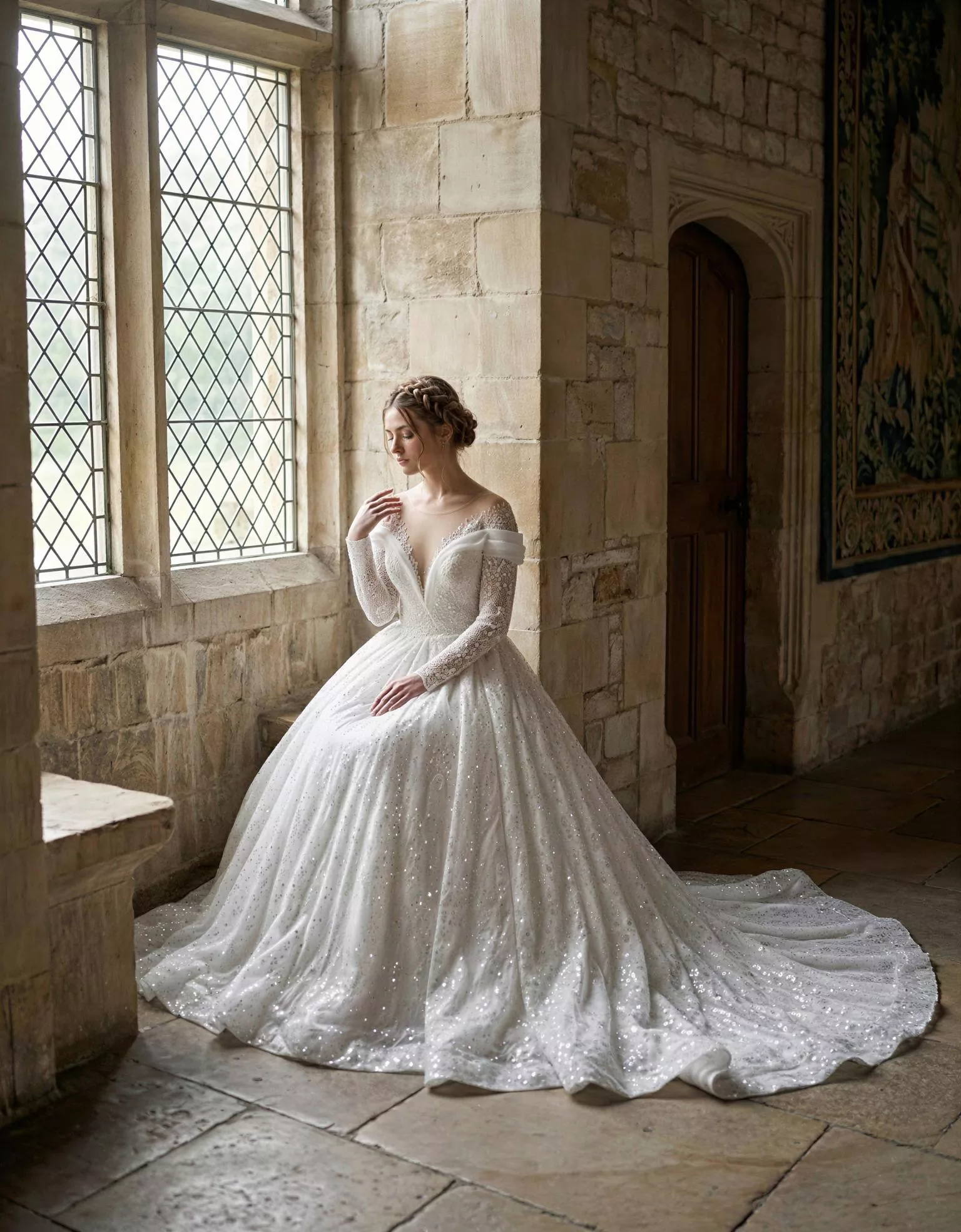 vestido-novia-laurea-ateliercouture-encaje-escotecorazón-espaldacerrada-editorial-atelierdebodas