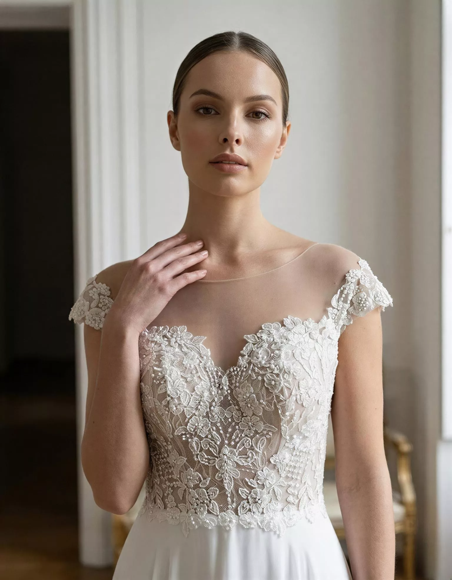 vestido-novia-lotus-atelierromance-encaje-escoteenv-espaldaenv-detalle-atelierdebodas