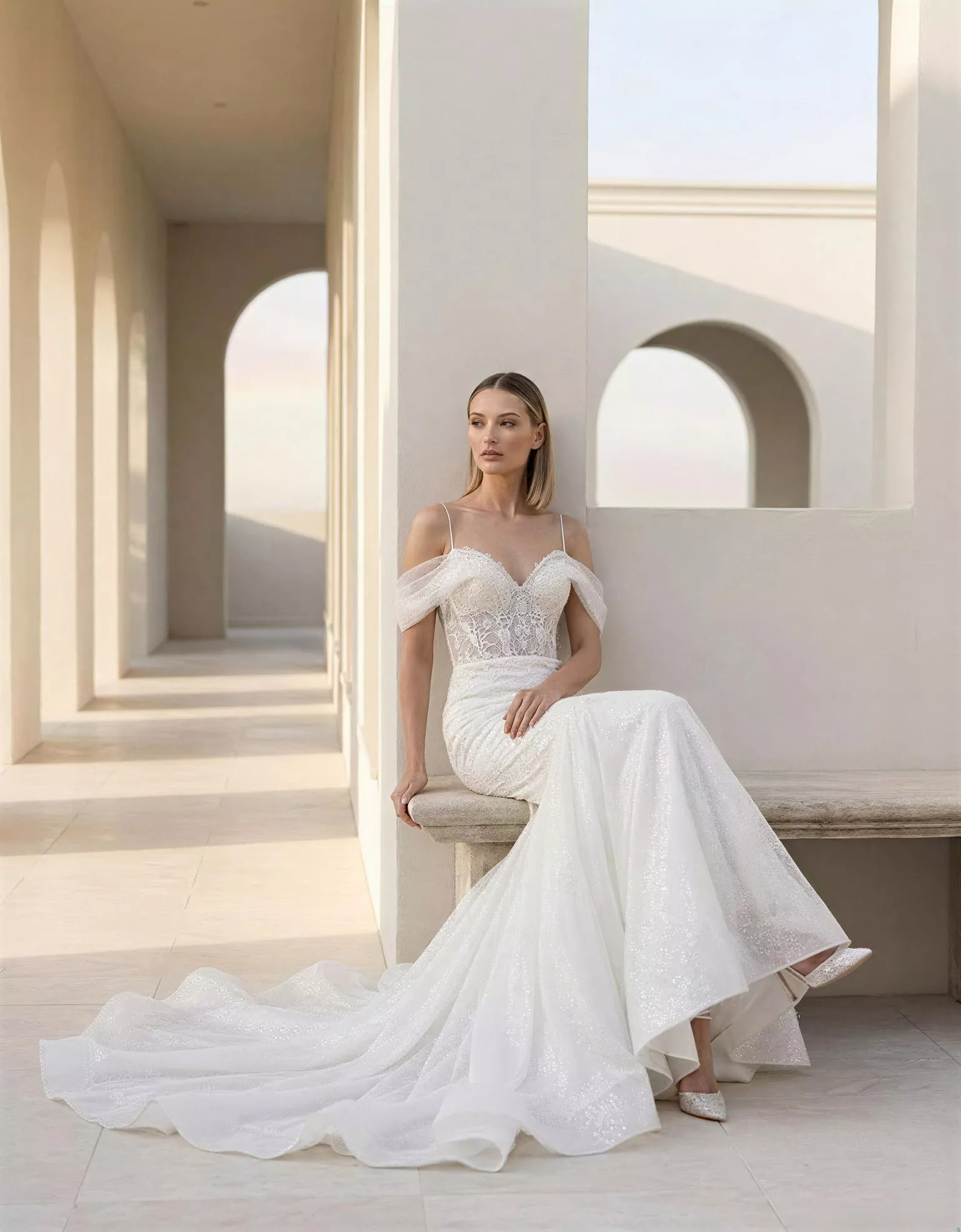 vestido-novia-lys-ateliercouture-encaje-escotecorazón-espaldacorsé-editorial-atelierdebodas