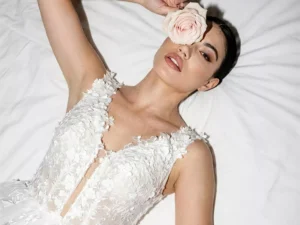 vestido-novia-milada-atelierromance-encaje-escoteenv-espaldaenu-editorial-atelierdebodas