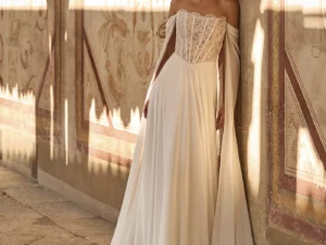 vestido-novia-rafaella-albertopalatchi-encaje-escoterecto-espaldarecta-frente-atelierdebodas