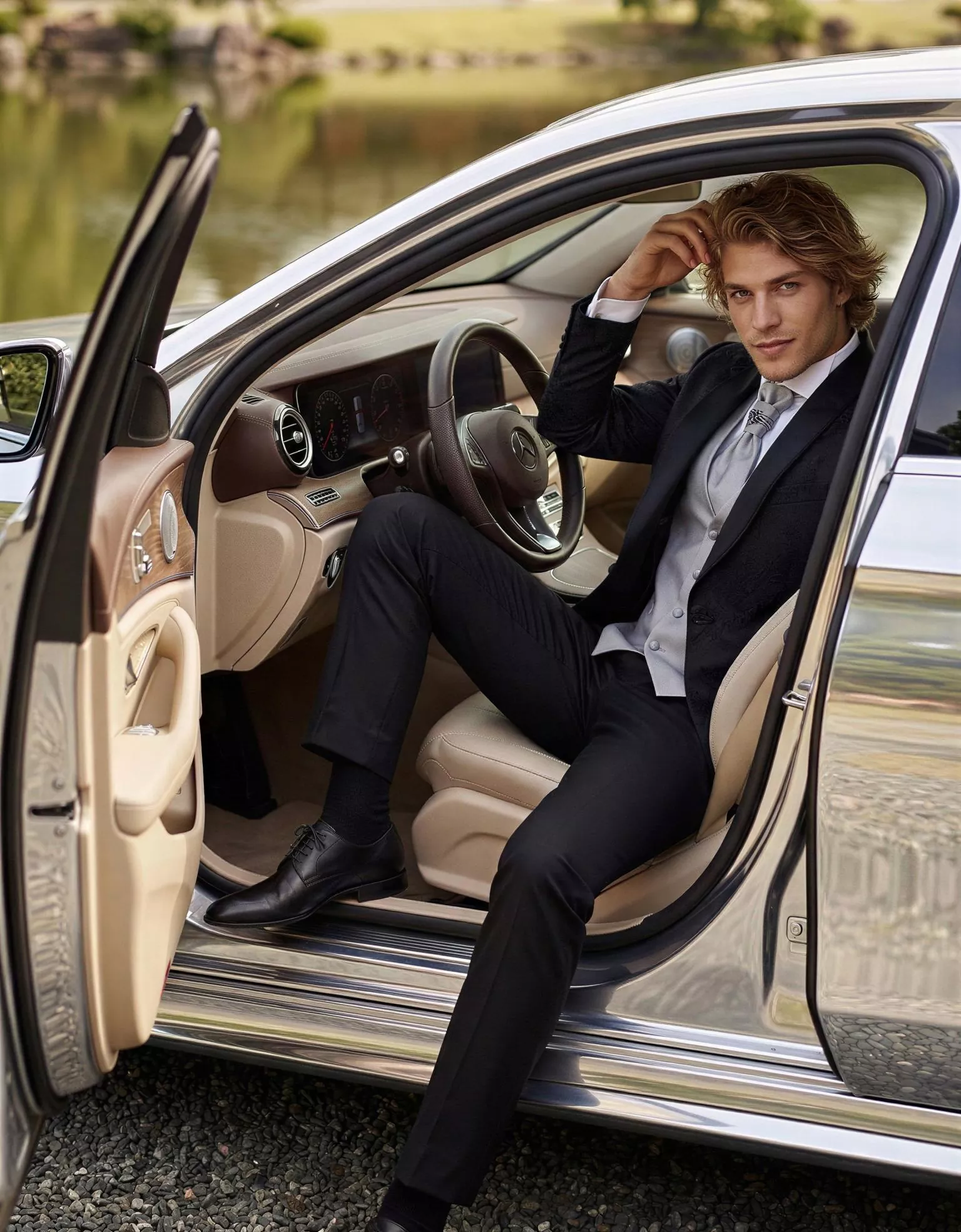 Traje de novio Hamza, pose coche, color negro Jacquard, esmoquin ceremonia, Atelier Masculini