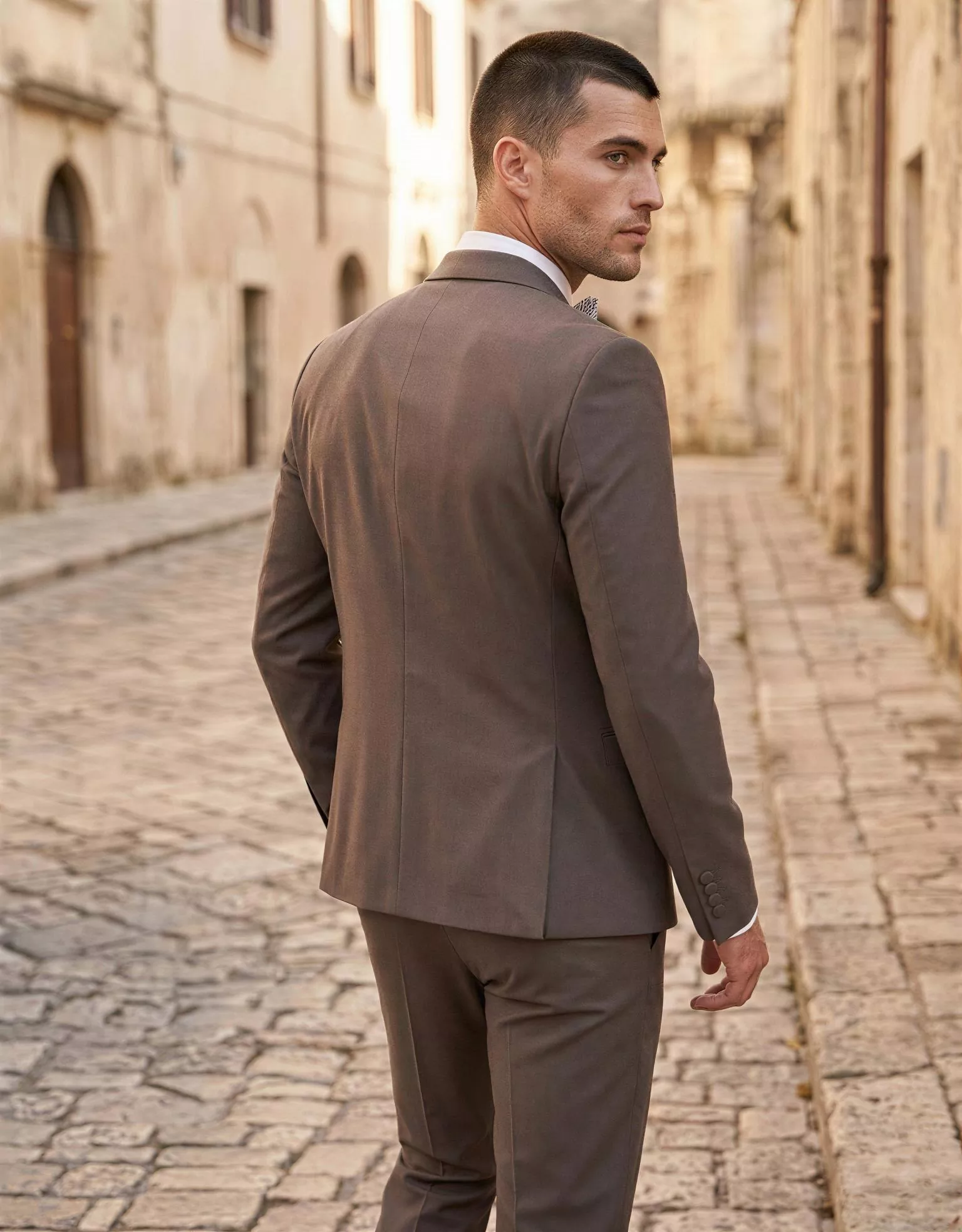 traje-novio-arda-masculini-atelierdebodas