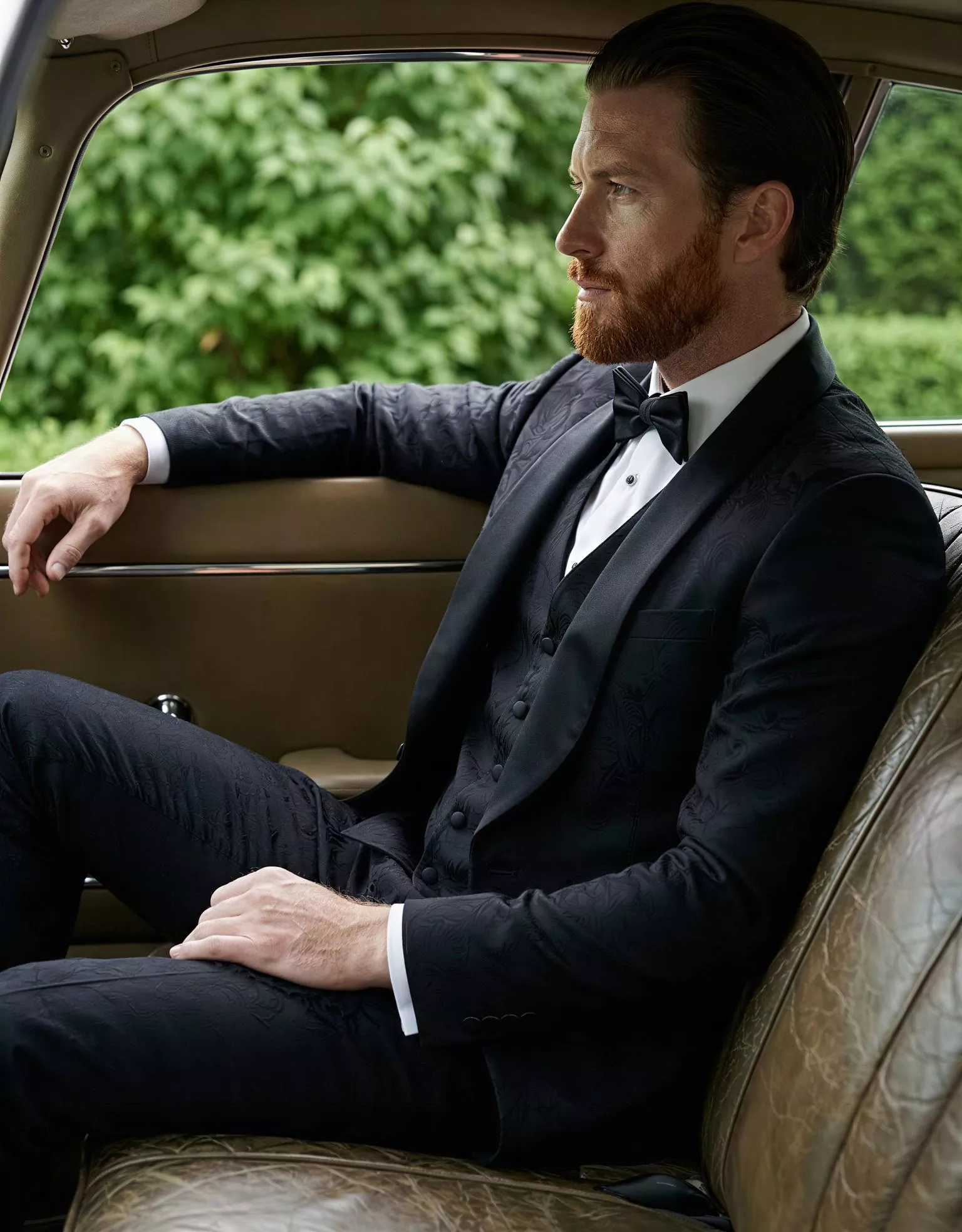 traje-novio-hakune-masculini-editorial-atelierdebodas