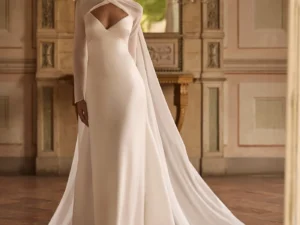vestido-novia-hildur-albertopalatchi-crepé-escoteenv-espaldaenv-frentesemidescubierto-atelierdebodas