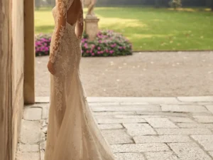 vestido-novia-norah-albertopalatchi-encaje-escotecuadrado-espaldaabierta-atelierdebodas