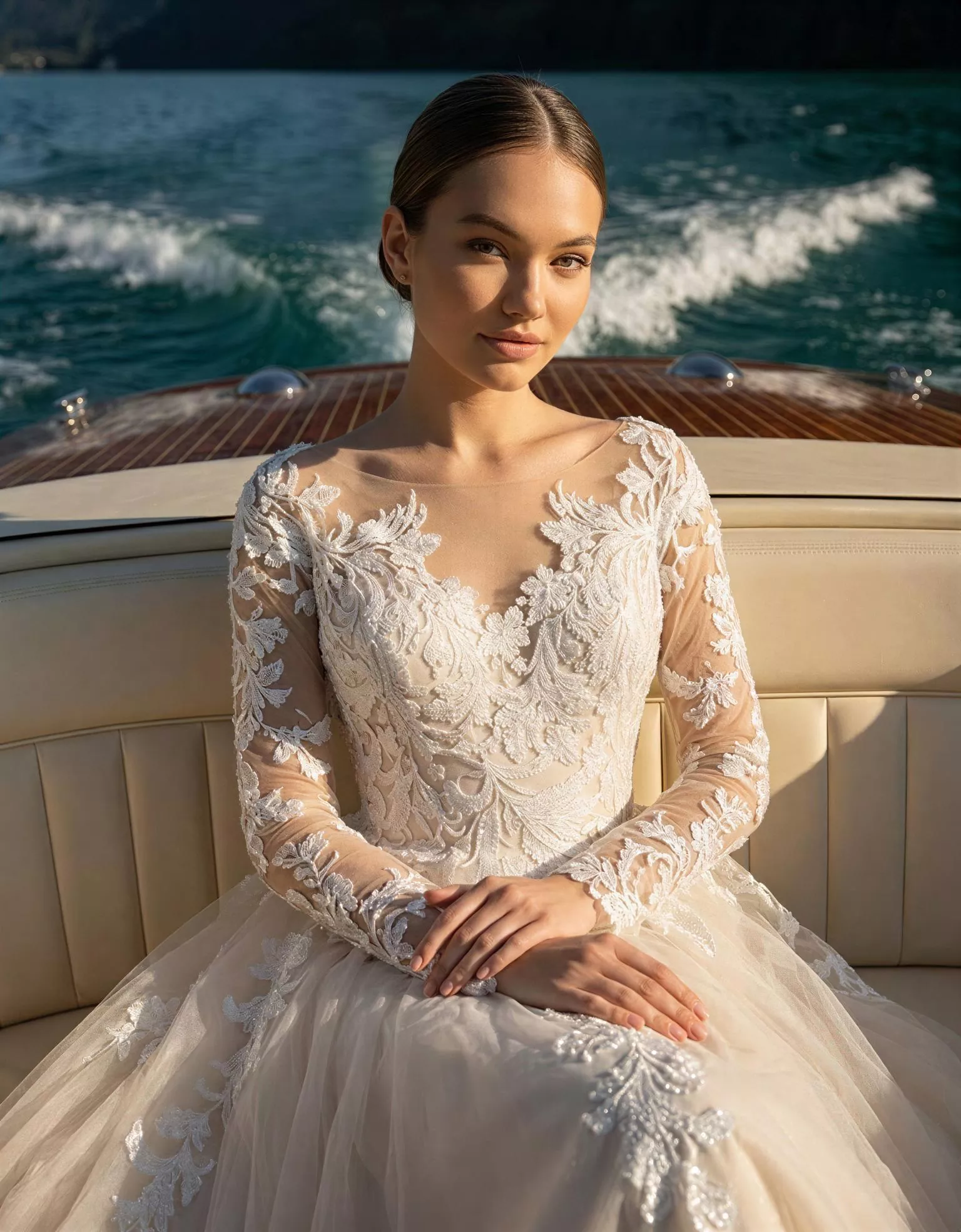 vestido-novia-bling-atelierromance-encaje-escotecerrado-espaldacerrado-detalle-atelierdebodas