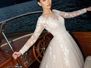 vestido-novia-bling-atelierromance-encaje-escotecerrado-espaldacerrado-editorial-atelierdebodas