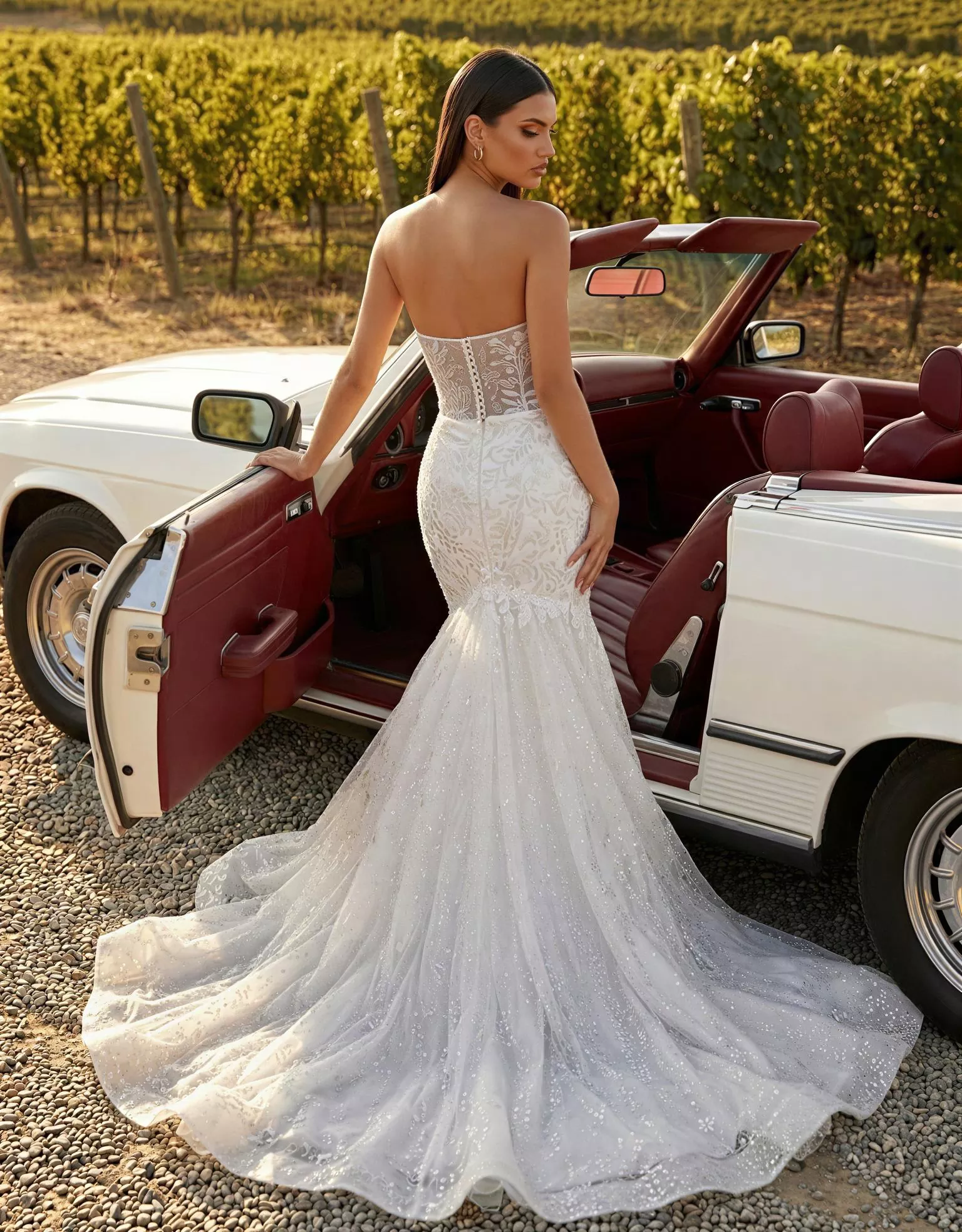 vestido-novia-florencia-ateliercouture-encaje-escoteenv-espaldaenv-atelierdebodas